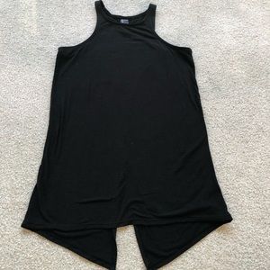 Black workout yoga open back tank top.